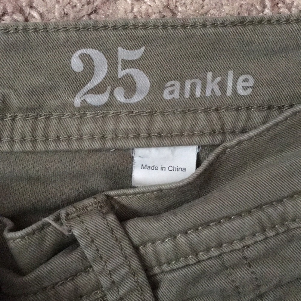 J.Crew Factory - Picture 2 of 4